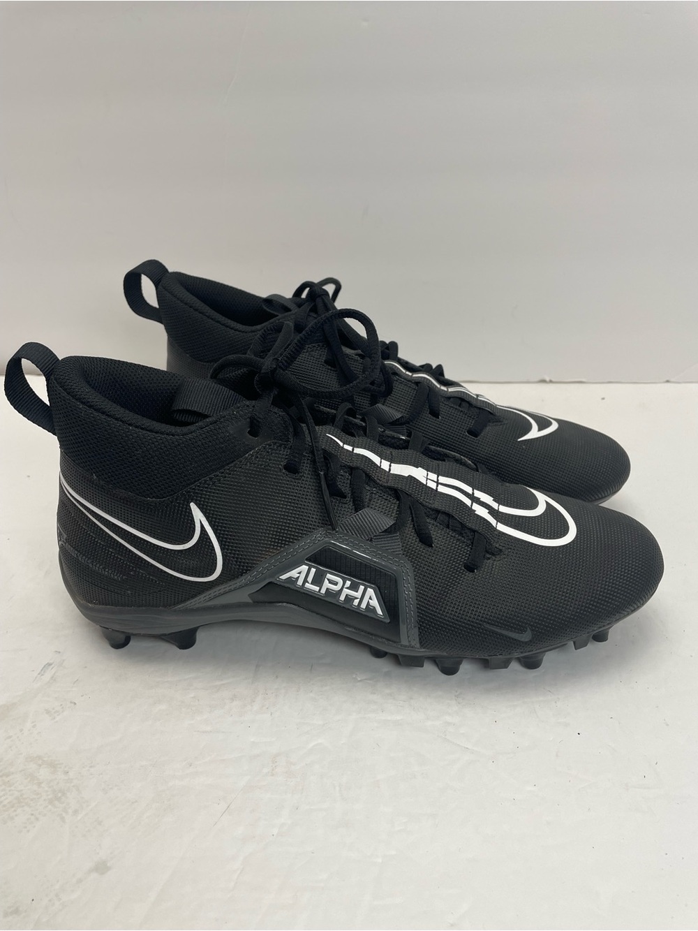 Nike Men's Black and White Alpha Athletic Cleats